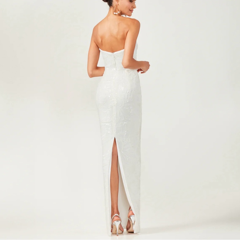 Helsi Serena Elegant White Strapless Dress - Picture 3 of 11